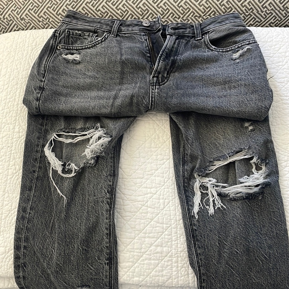 American Eagle mom jean